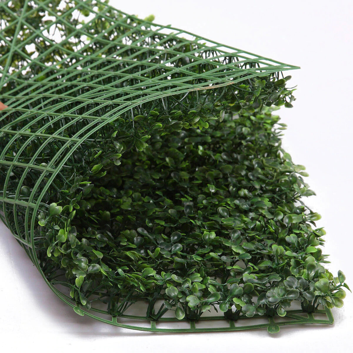 Artificial wall mat hedges