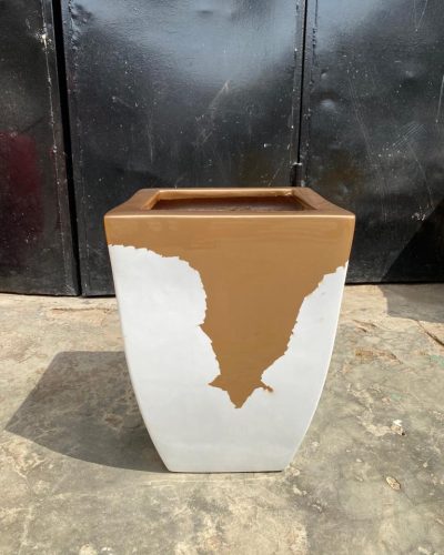 STANDARD BELLY FIBERGLASS FLOWER POTS FOR INTERIOR USE