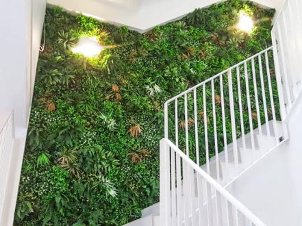 All you need to know about artificial green wall decor