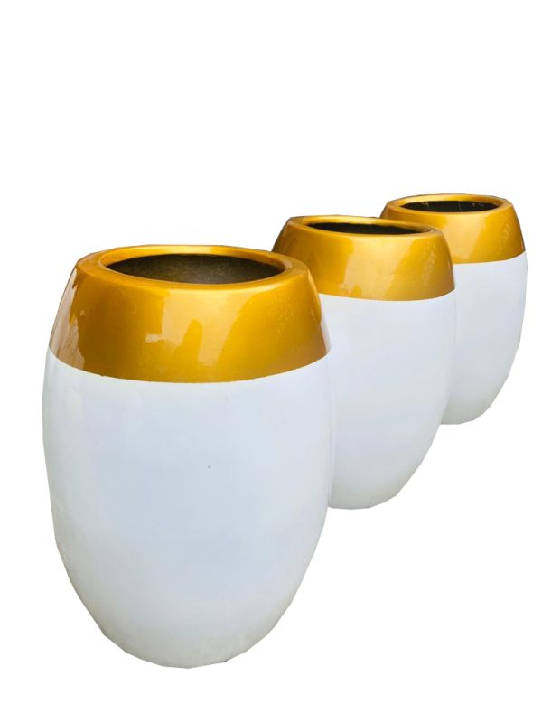 MEDIUM CLASSIC FIBERGLASS PLANT POT FOR INTERIOR DESIGN