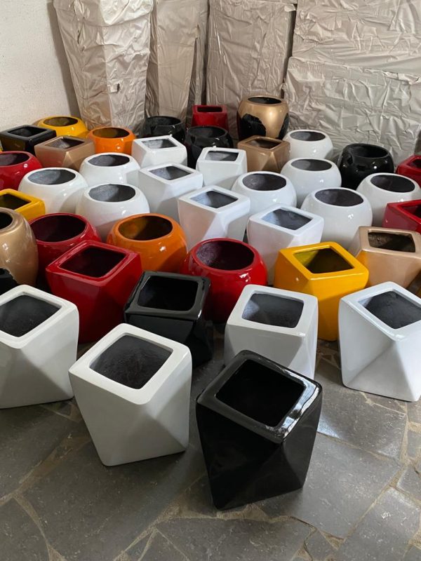 FIBERGLASS FLOWER POTS WHOLESALE - (GALAXY SHAPE)