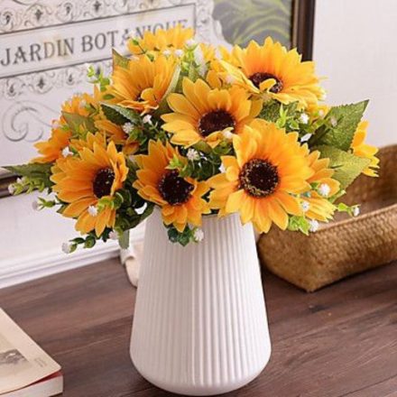 TABLETOP FLOWER ARRANGEMENTS THAT SUITS ANY ROOM,OFFICES, EVENTS.