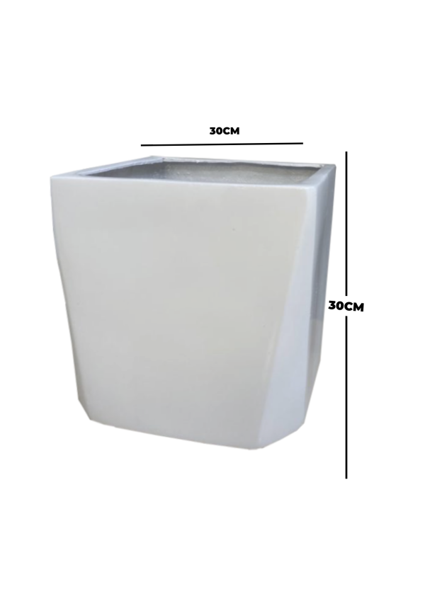 TAPERED SQUARE FIBERGLASS VASE | PRODUCER & WHOLESALER