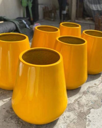 DELUXE FIBERGLASS FLOWER PLANTER | MAJOR MANUFACTURER