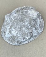 Bring refined texture to interiors with this modern artificial Rock in fiberglass. Lightweight and ideal for contemporary decor styles.